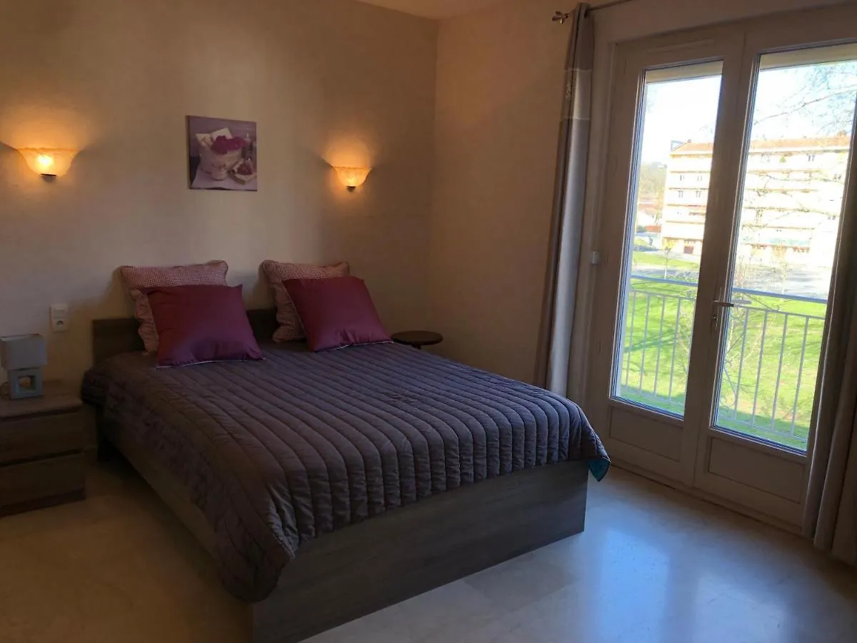 Дом отдыха Jaures Home Carmaux